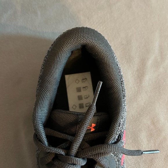 Under Armour Mojo 2 Women's Jet Gray Size 8 Running Shoes - Picture 3 of 5